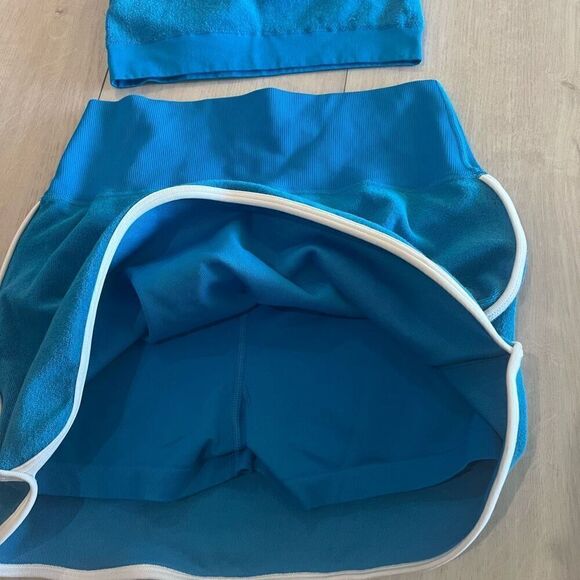 AERIE OFFLINE  Blue & White Hole-In-One Terry Polo Cropped Shirt and bottom top - Picture 7 of 9